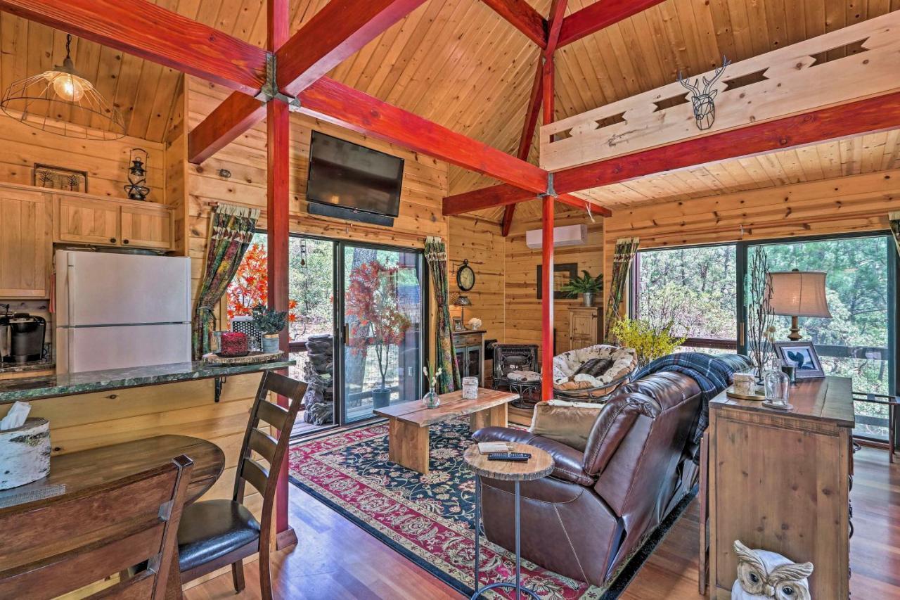 Romantic Strawberryandpine Studio Cabin With Deck! Exterior photo