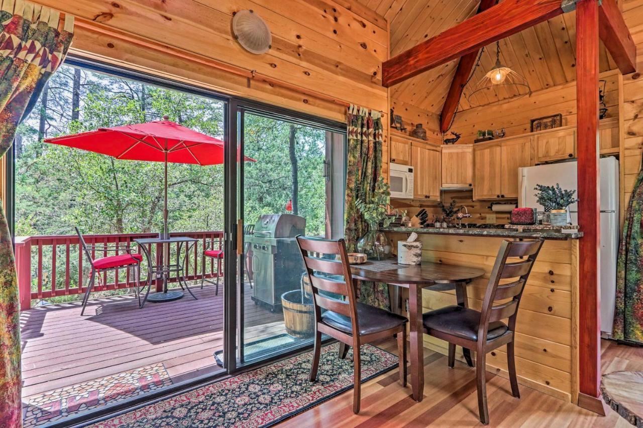 Romantic Strawberryandpine Studio Cabin With Deck! Exterior photo
