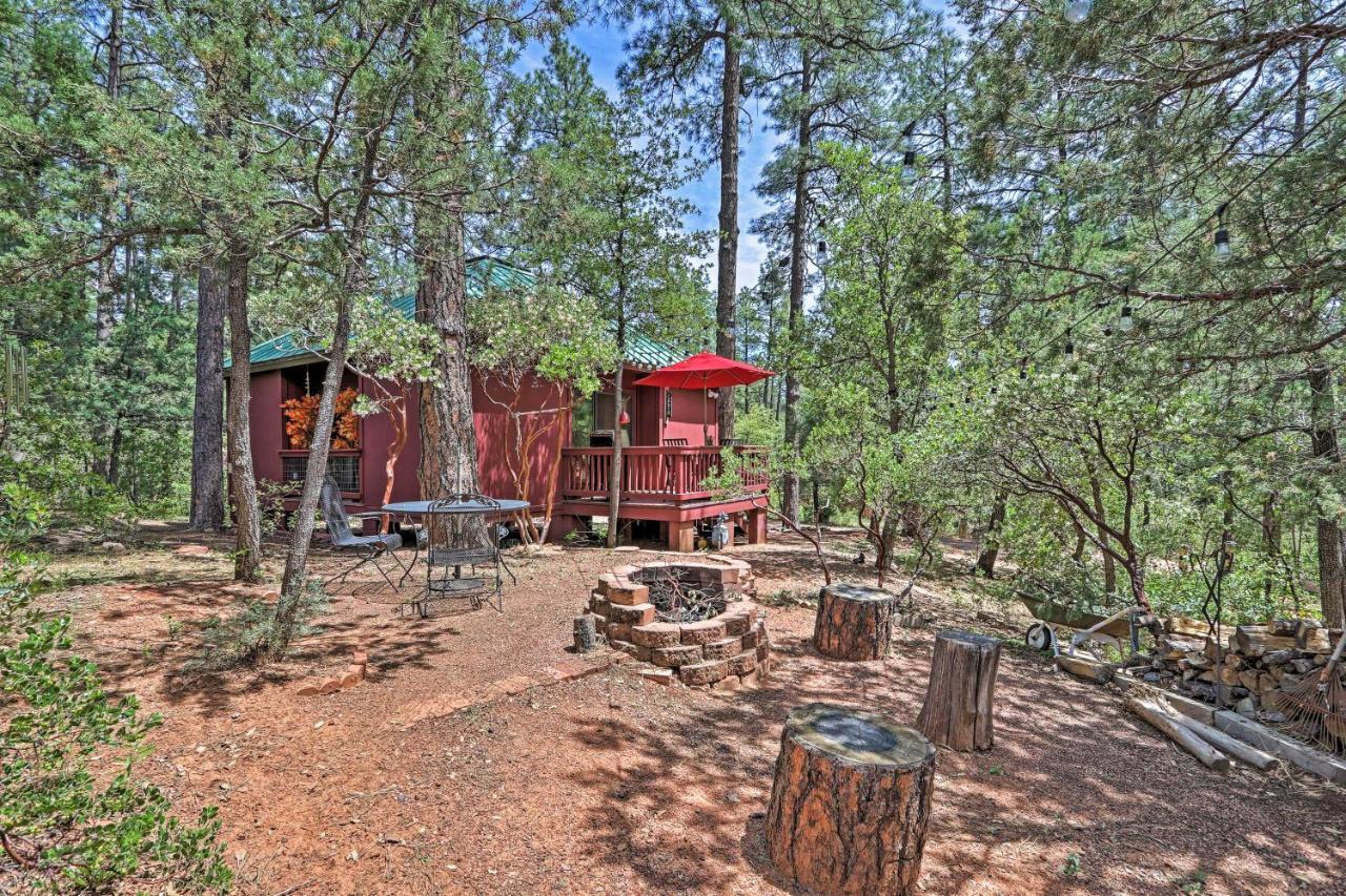 Romantic Strawberryandpine Studio Cabin With Deck! Exterior photo